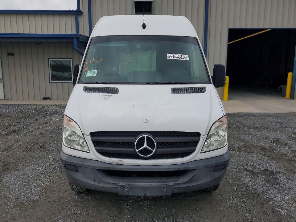 2011 Mercedes-benz Sprinter მანქანა იყიდება აუქციონზე, vin: WD3PE8CB1B5557365, აუქციონის ნომერი: 59796646
