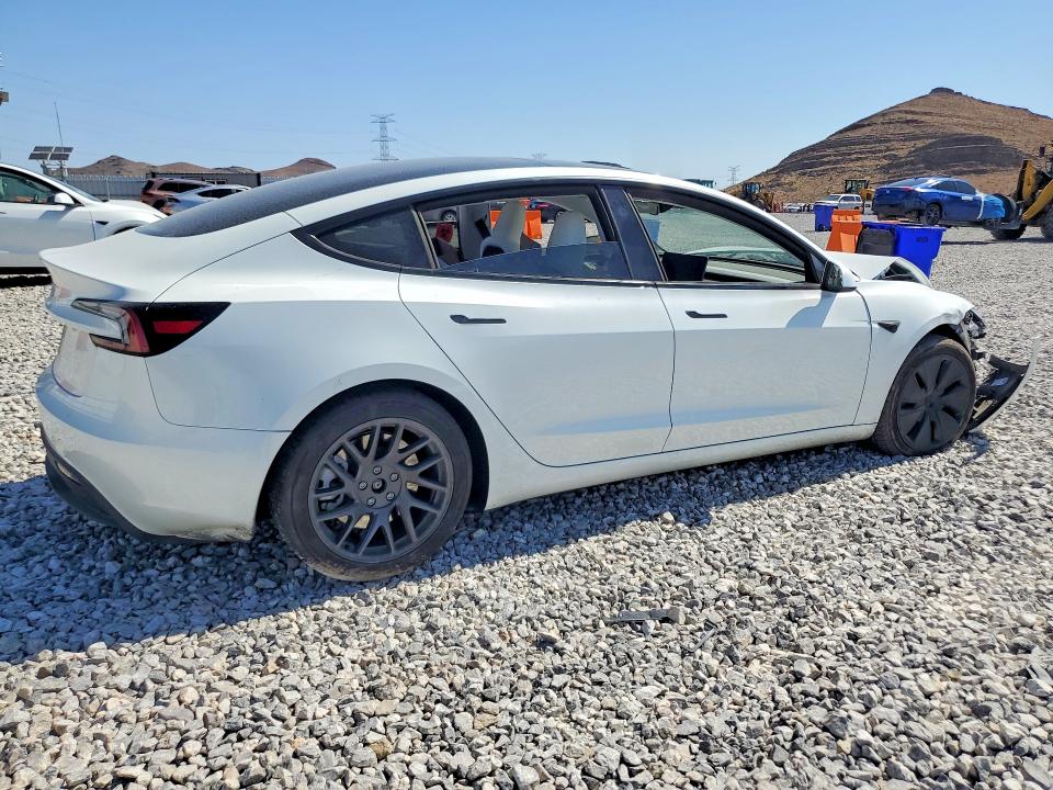 Продажа на аукционе авто 2025 Tesla Model 3, vin: 5YJ3E1EAXSF017754, номер лота: 61641916