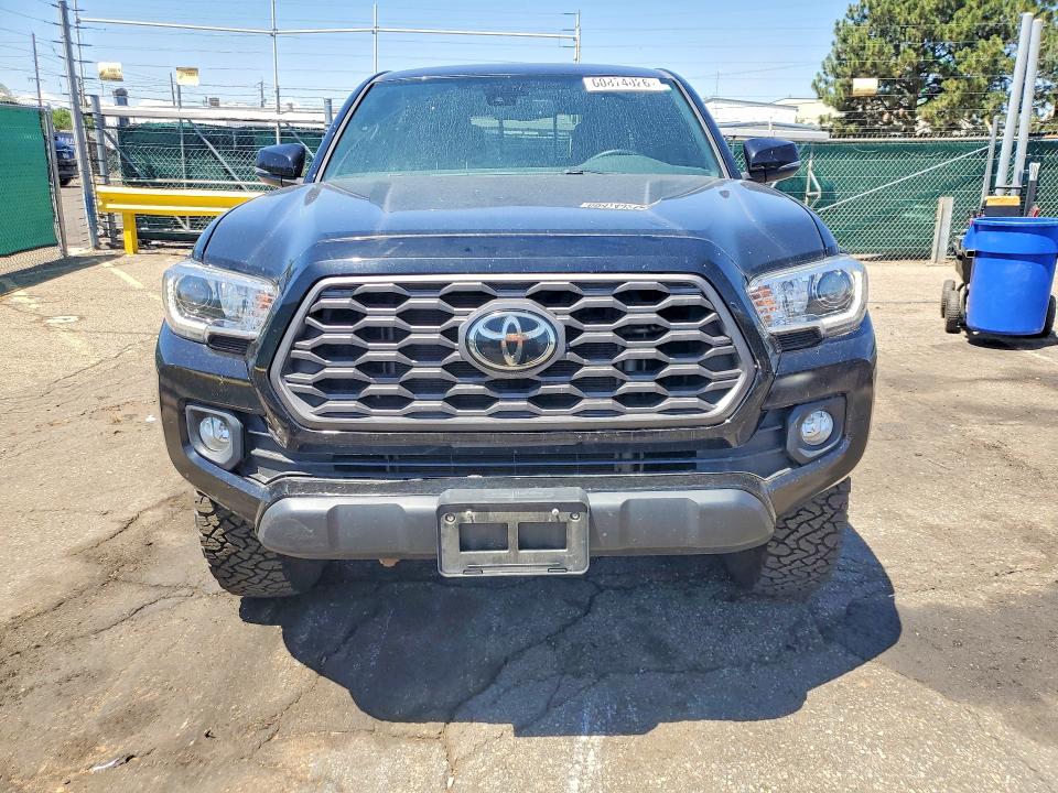 60874026 :رقم المزاد ، 3TMCZ5AN6NM480639 vin ، 2022 Toyota Tacoma Dbl مزاد بيع