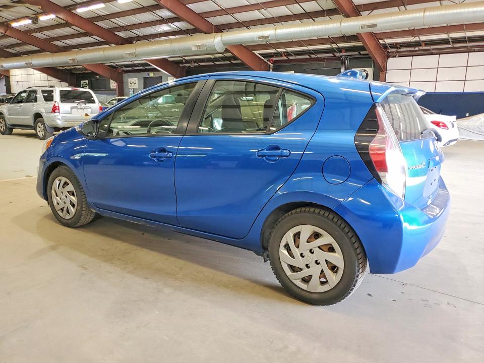 63045996 :رقم المزاد ، JTDKDTB34F1579860 vin ، 2015 Toyota Prius C مزاد بيع