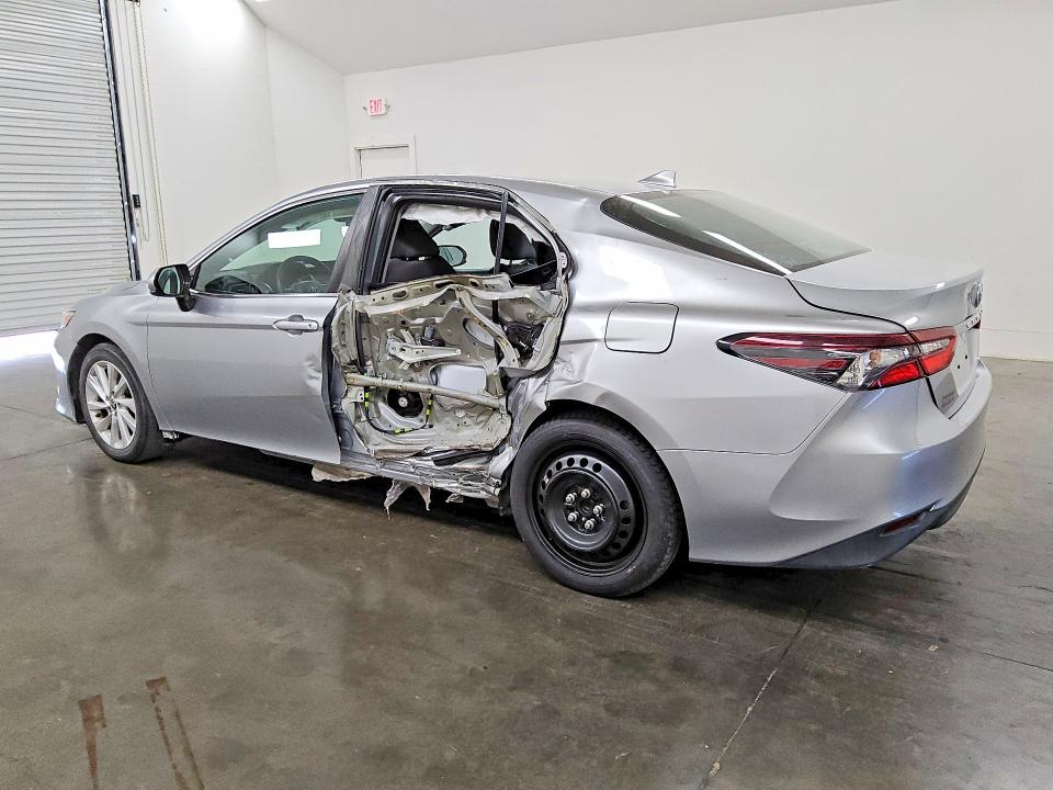 2022 Toyota Camry მანქანა იყიდება აუქციონზე, vin: 4T1C11AK7NU651377, აუქციონის ნომერი: 60887096