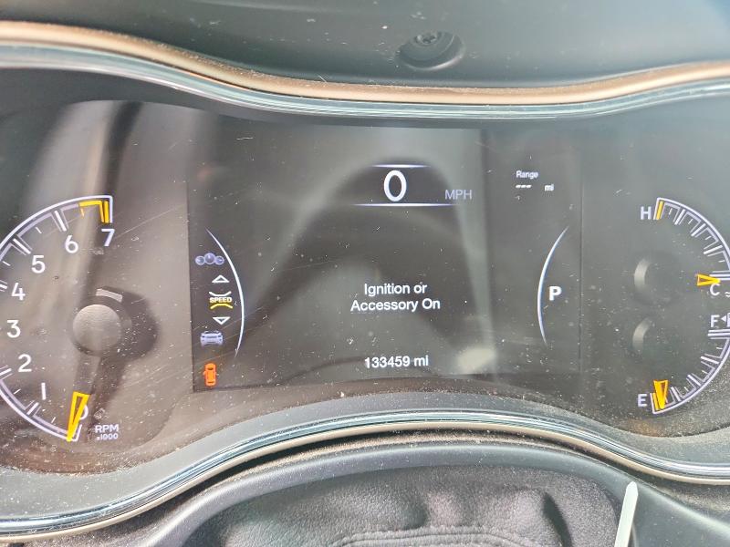 Продажа на аукционе авто 2017 Jeep Grand Cherokee, vin: 1C4RJEBG4HC702683, номер лота: 61035916