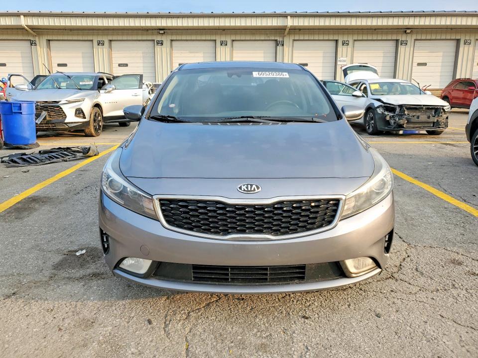 2018 Kia Forte მანქანა იყიდება აუქციონზე, vin: 3KPFL4A73JE180720, აუქციონის ნომერი: 60520386