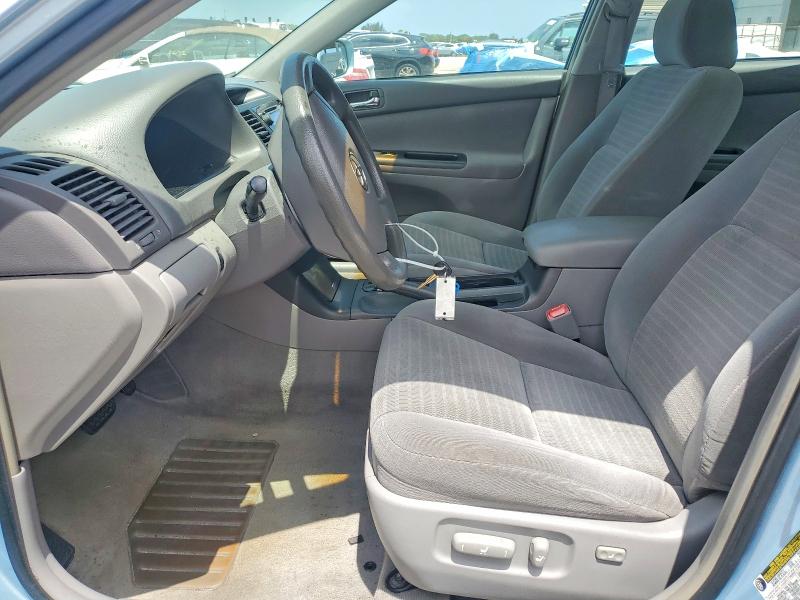 2005 Toyota Camry მანქანა იყიდება აუქციონზე, vin: 4T1BE32K85U516418, აუქციონის ნომერი: 60782526