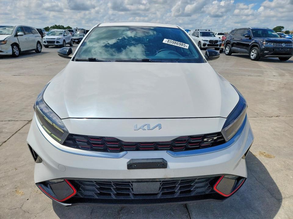 2023 Kia Forte მანქანა იყიდება აუქციონზე, vin: 3KPF44AC8PE598242, აუქციონის ნომერი: 85986985