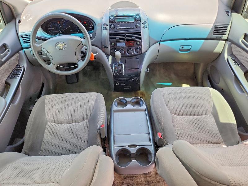Продажа на аукционе авто 2010 Toyota Sienna, vin: 5TDKK4CC3AS304809, номер лота: 61880646