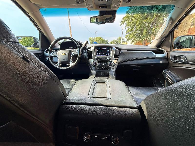 2019 Chevrolet Suburban მანქანა იყიდება აუქციონზე, vin: 1GNSKHKC6KR275841, აუქციონის ნომერი: 62538886