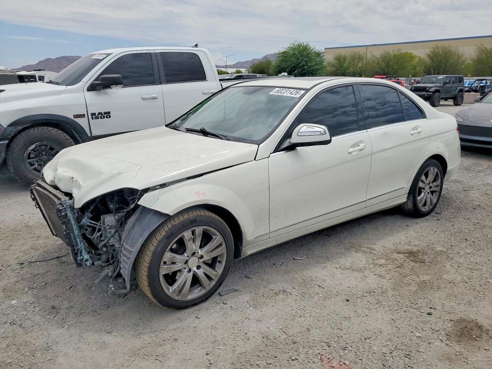 60231426 :رقم المزاد ، WDDGF54X89F232072 vin ، 2009 Mercedes-benz C مزاد بيع