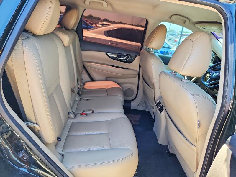 Продажа на аукционе авто 2018 Nissan Rogue, vin: 5N1AT2MT0JC797972, номер лота: 62744446
