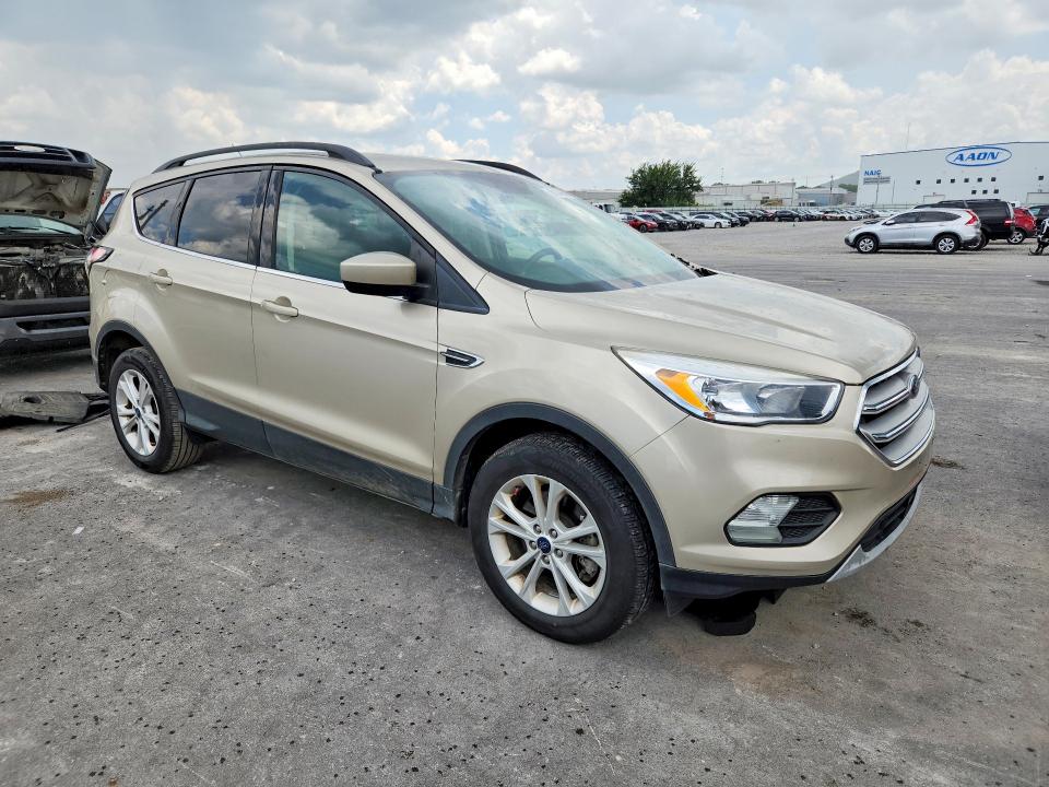 Продаж на аукціоні авто 2018 Ford Escape, vin: 1FMCU9GD5JUC07990, номер лоту: 61146616