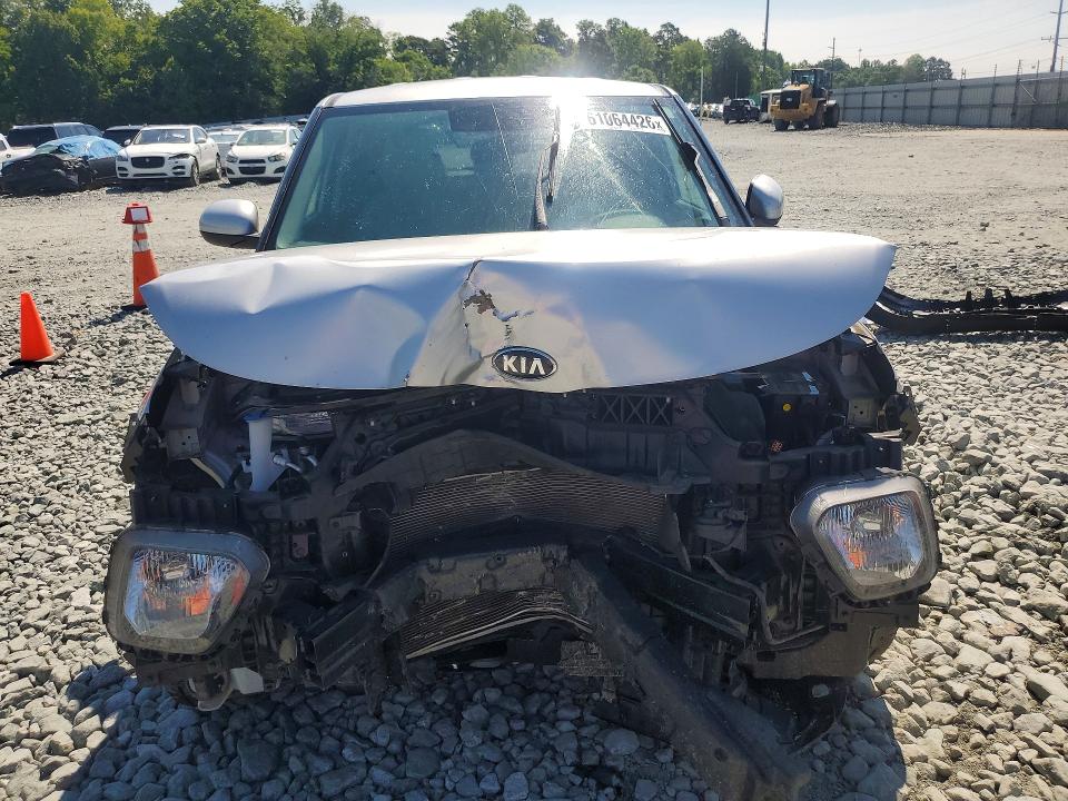 61064426 :رقم المزاد ، KNDJ23AU5L7108613 vin ، 2020 Kia Soul مزاد بيع