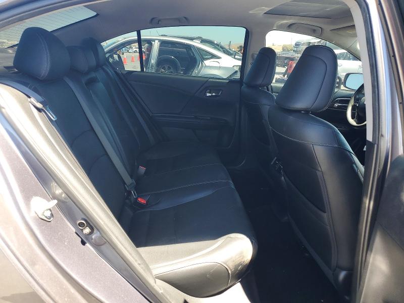 62722406 :رقم المزاد ، 1HGCR3F86HA012372 vin ، 2017 Honda Accord مزاد بيع