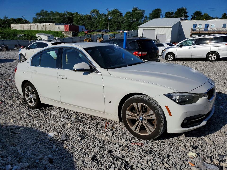 62935586 :رقم المزاد ، WBA8E1C31HA156986 vin ، 2017 Bmw 330e مزاد بيع