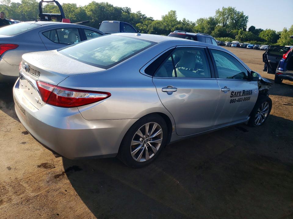 Продажа на аукционе авто 2015 Toyota Camry Hybrid, vin: 4T1BD1FK0FU173641, номер лота: 62238566