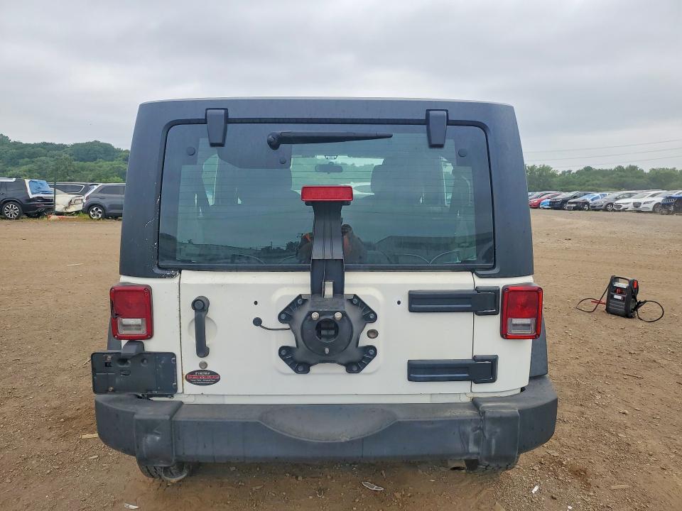 62575326 :رقم المزاد ، 1C4BJWDG6HL741862 vin ، 2017 Jeep Wrangler Unlimited مزاد بيع