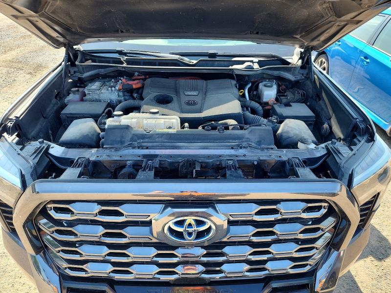 2023 Toyota Tundra Platinum მანქანა იყიდება აუქციონზე, vin: 5TFNC5DB8PX027650, აუქციონის ნომერი: 62778676