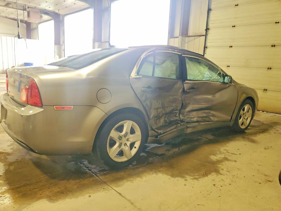 2011 Chevrolet Malibu მანქანა იყიდება აუქციონზე, vin: 1G1ZB5E11BF310537, აუქციონის ნომერი: 61140836