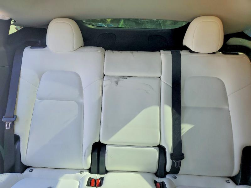 63513556 :رقم المزاد ، 7SAYGDEF3NF416347 vin ، 2022 Tesla Model Y مزاد بيع
