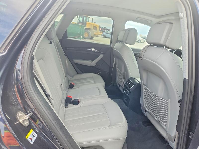 60458146 :رقم المزاد ، WA1BNAFYXJ2233123 vin ، 2018 Audi Q5 مزاد بيع