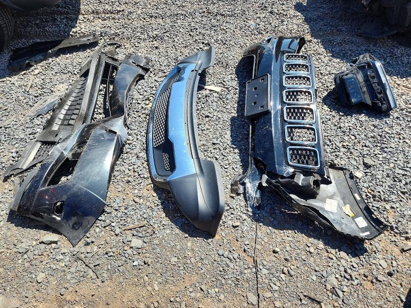 61085786 :رقم المزاد ، 1C4RJFBG2MC678772 vin ، 2021 Jeep Grand Cherokee مزاد بيع