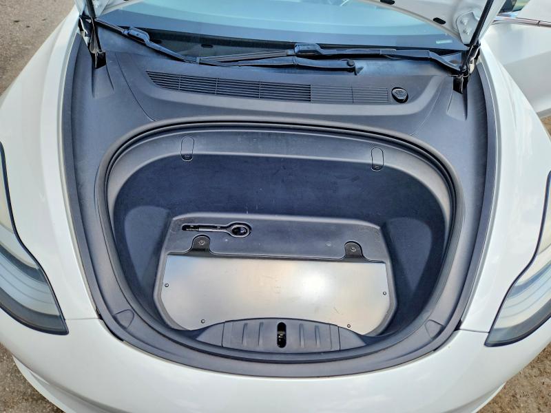 Продаж на аукціоні авто 2018 Tesla Model 3, vin: 5YJ3E1EA9JF154604, номер лоту: 61755596