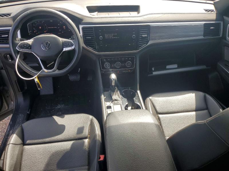 53575626 :رقم المزاد ، 1V2JE2CA3NC211400 vin ، 2022 Volkswagen Atlas Cross Sport مزاد بيع