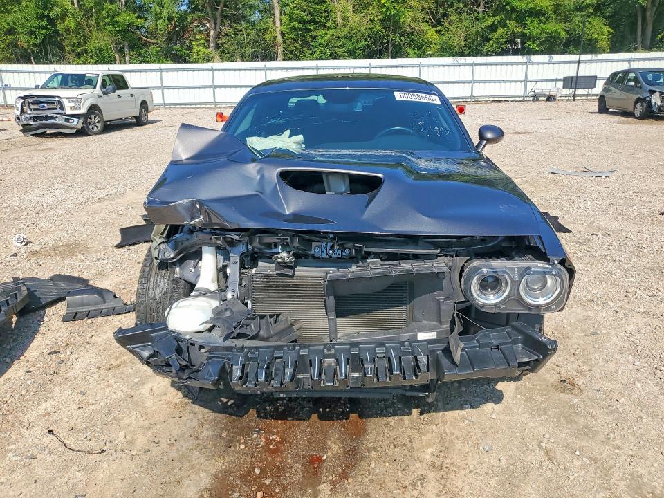 60058556 :رقم المزاد ، 2C3CDZBT9NH200380 vin ، 2022 Dodge Challenger مزاد بيع