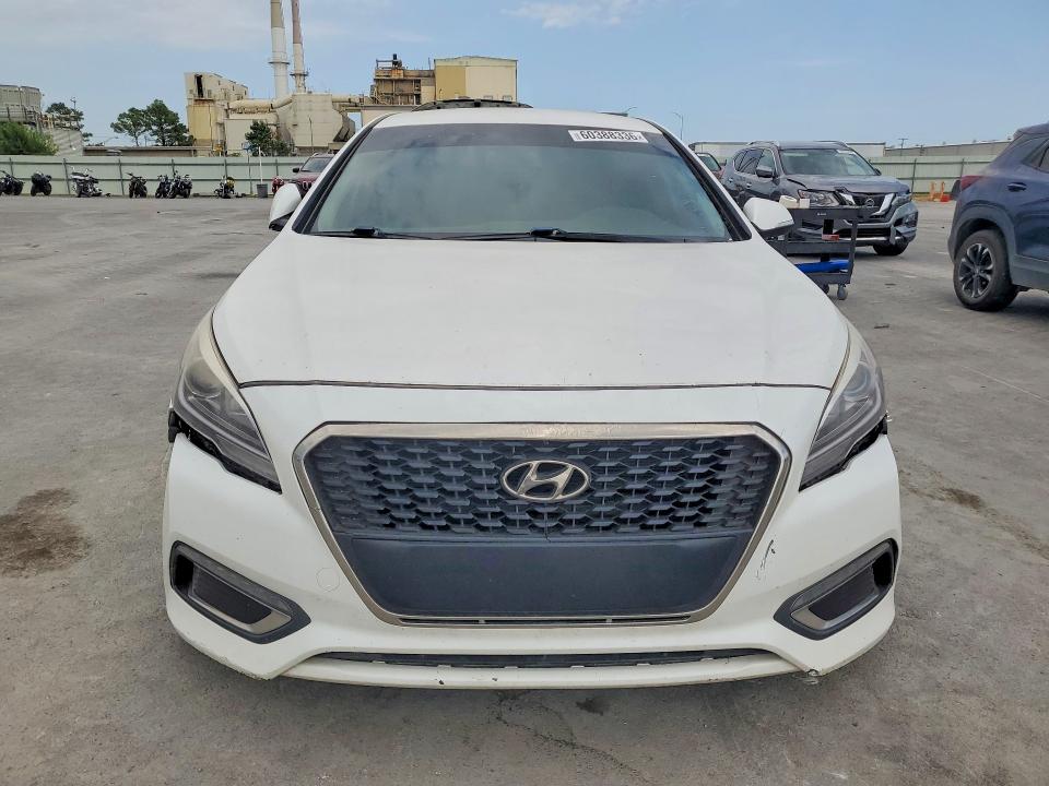 2016 Hyundai Sonata Hybrid მანქანა იყიდება აუქციონზე, vin: KMHE24L18GA021710, აუქციონის ნომერი: 60388336
