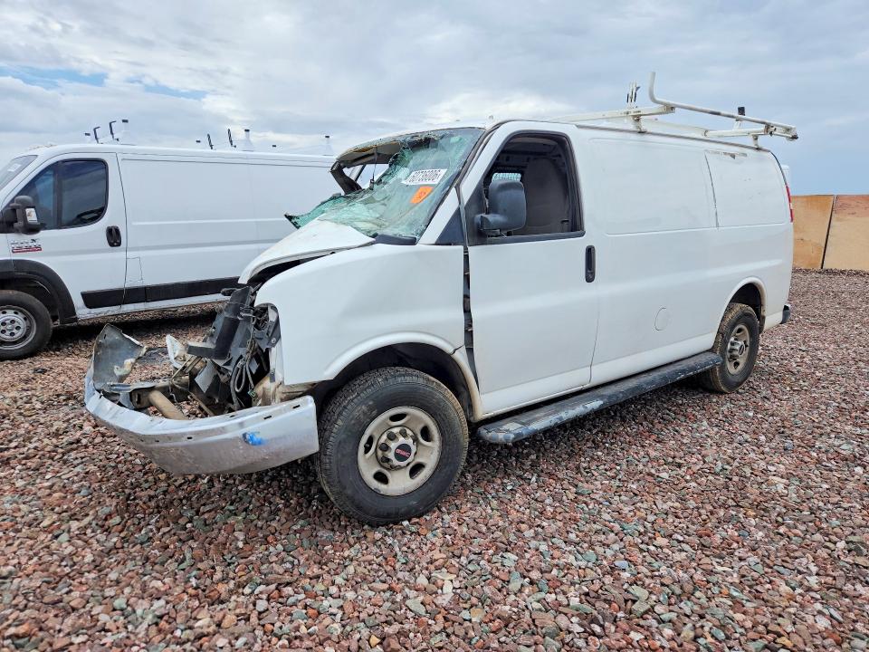 60736006 :رقم المزاد ، 1GTW7FCF0F1902286 vin ، 2015 Gmc Savana مزاد بيع
