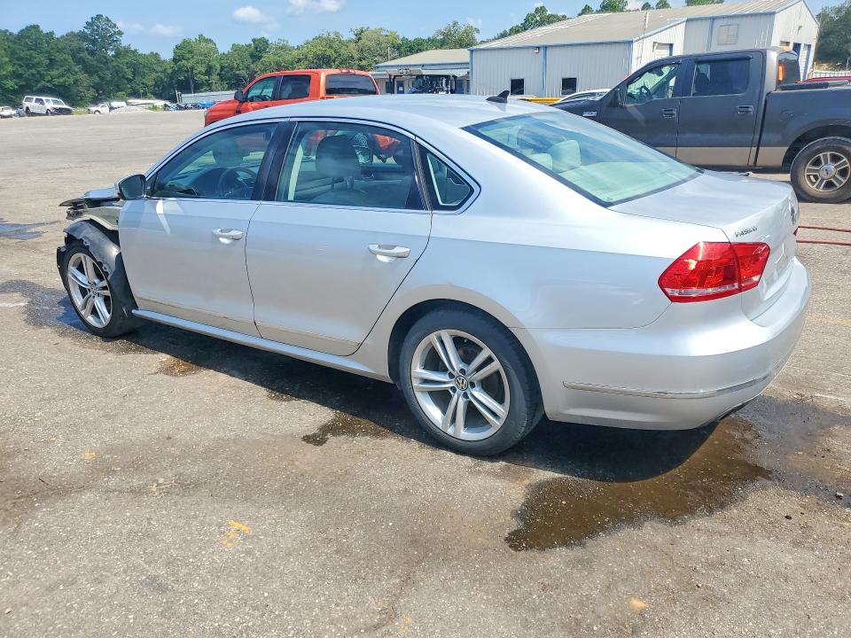 2015 Volkswagen Passat მანქანა იყიდება აუქციონზე, vin: 1VWCV7A3XFC019725, აუქციონის ნომერი: 57309266