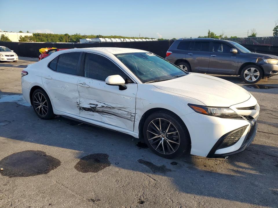 Продажа на аукционе авто 2021 Toyota Camry, vin: 4T1G11AK7MU528081, номер лота: 59855786