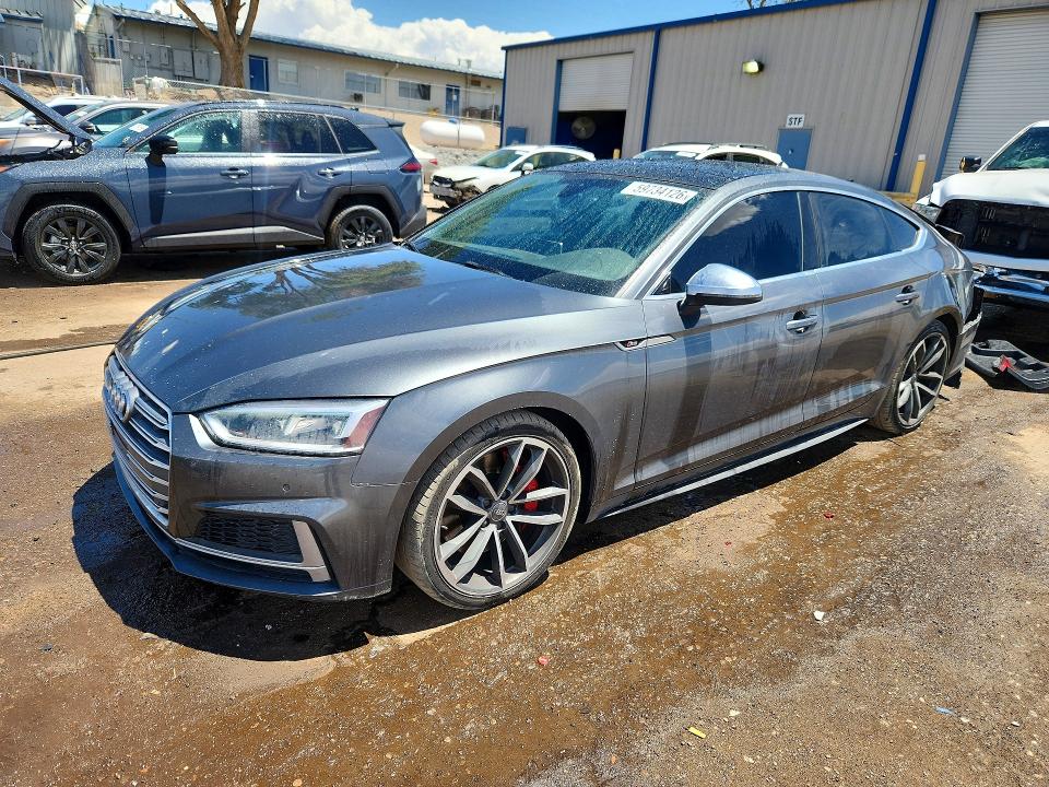 59734126 :رقم المزاد ، WAUB4CF55JA075528 vin ، 2018 Audi S5 مزاد بيع