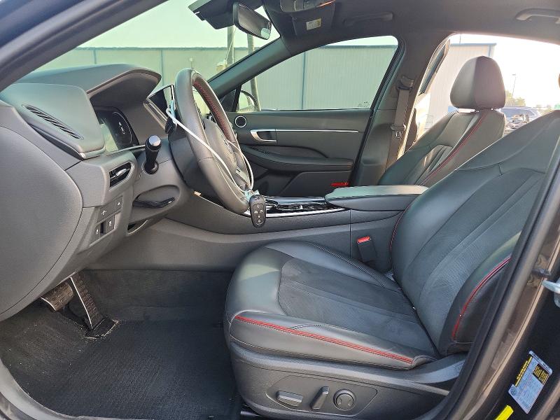 61532186 :رقم المزاد ، 5NPEJ4J20MH117743 vin ، 2021 Hyundai Sonata مزاد بيع