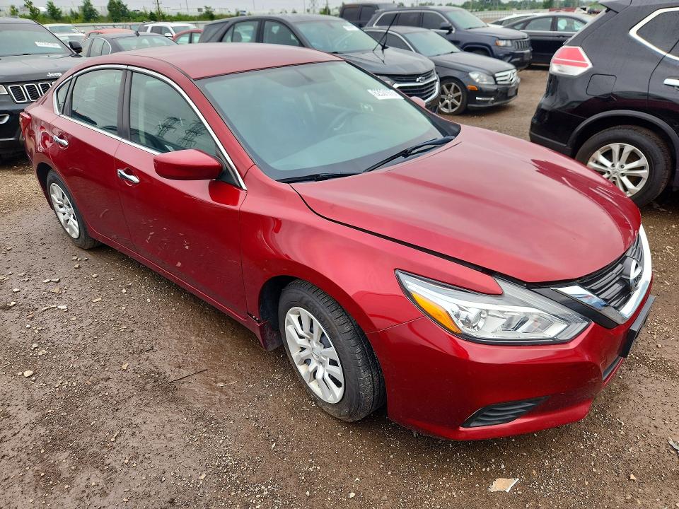 62531976 :رقم المزاد ، 1N4AL3APXJC232510 vin ، 2018 Nissan Altima مزاد بيع