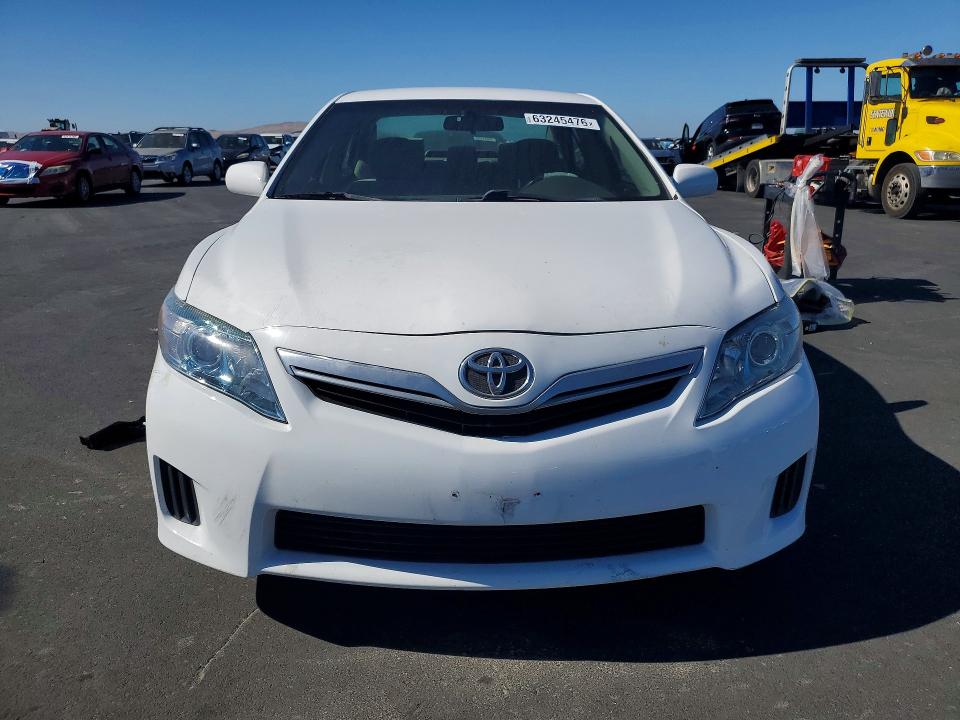 2011 Toyota Camry მანქანა იყიდება აუქციონზე, vin: 4T1BB3EK7BU135398, აუქციონის ნომერი: 63245476