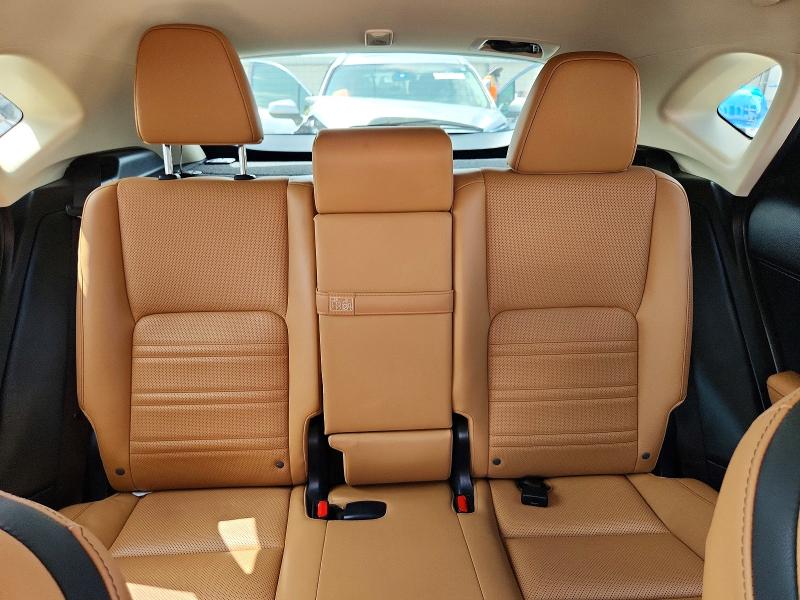 60642696 :رقم المزاد ، JTJYARBZ4H2070582 vin ، 2017 Lexus Nx 200t مزاد بيع