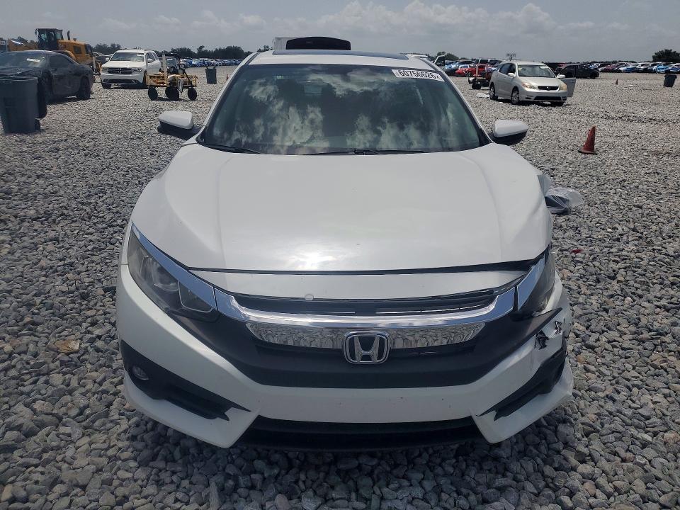 2017 Honda Civic მანქანა იყიდება აუქციონზე, vin: 19XFC1F70HE013054, აუქციონის ნომერი: 60756626