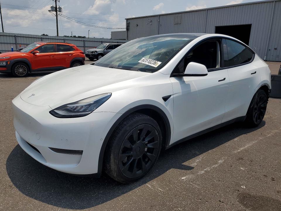 62510236 :رقم المزاد ، 5YJYGDEE4LF048682 vin ، 2020 Tesla Model Y مزاد بيع