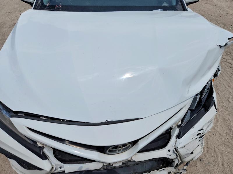 59982836 :رقم المزاد ، 4T1G11AK2MU413095 vin ، 2021 Toyota Camry مزاد بيع