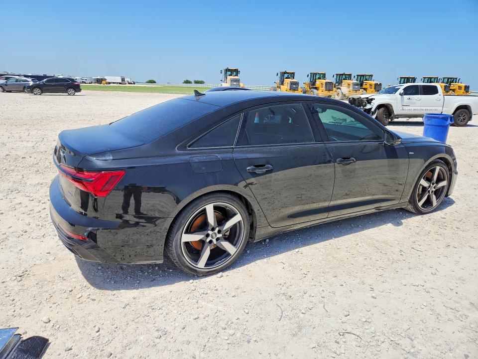 Продаж на аукціоні авто 2021 Audi A6, vin: WAUL2AF27MN044587, номер лоту: 61928166