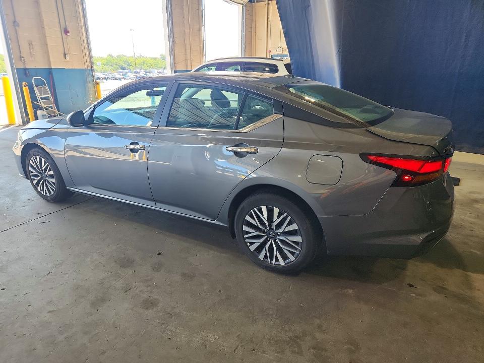 62541186 :رقم المزاد ، 1N4BL4DV8SN388314 vin ، 2025 Nissan Altima مزاد بيع