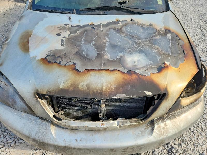 63027116 :رقم المزاد ، 2T2GA31U74C014080 vin ، 2004 Lexus Rx مزاد بيع