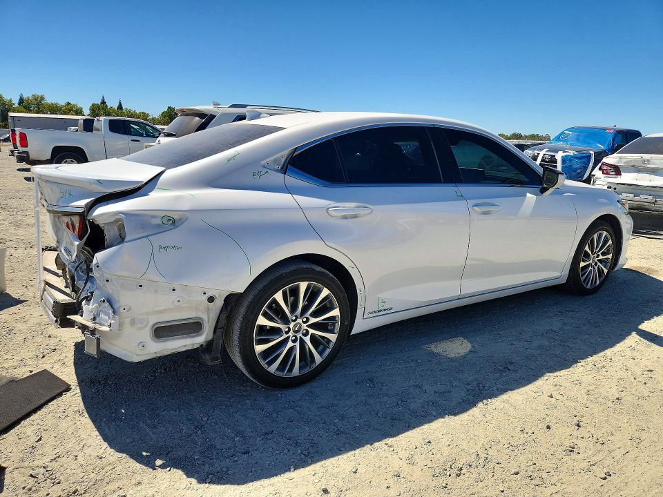 2019 Lexus Es მანქანა იყიდება აუქციონზე, vin: 58AB21B12KU003819, აუქციონის ნომერი: 61748506