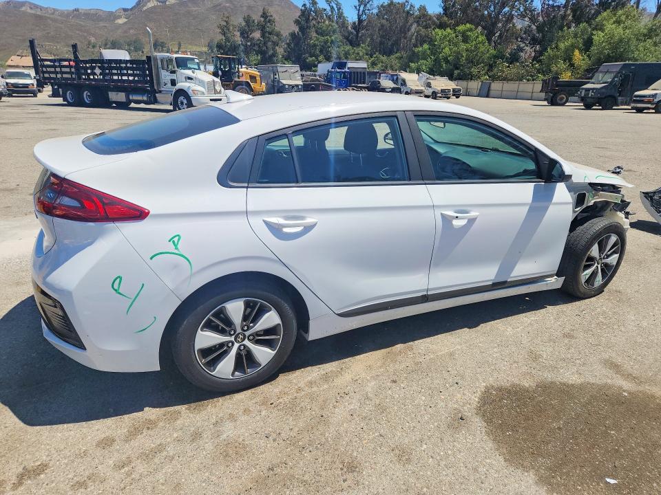 2019 Hyundai Ioniq Plug-in Hybrid მანქანა იყიდება აუქციონზე, vin: KMHC65LD3KU105680, აუქციონის ნომერი: 62805386