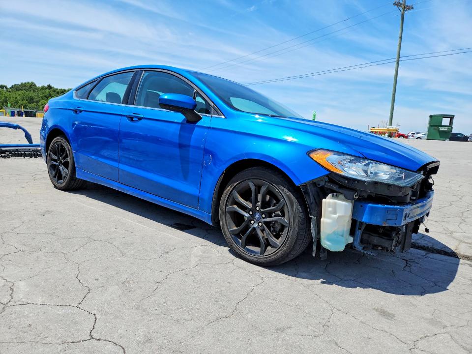 63585686 :رقم المزاد ، 3FA6P0HD3KR285718 vin ، 2019 Ford Fusion مزاد بيع