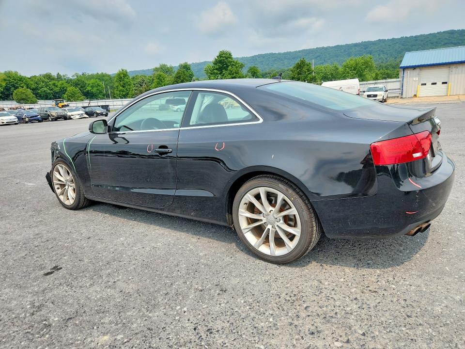 Продажа на аукционе авто 2013 Audi A5, vin: WAULFAFR5DA070324, номер лота: 60894176