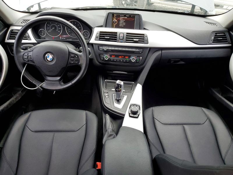 62851776 :رقم المزاد ، WBA3A5C51DF601464 vin ، 2013 Bmw 328 مزاد بيع