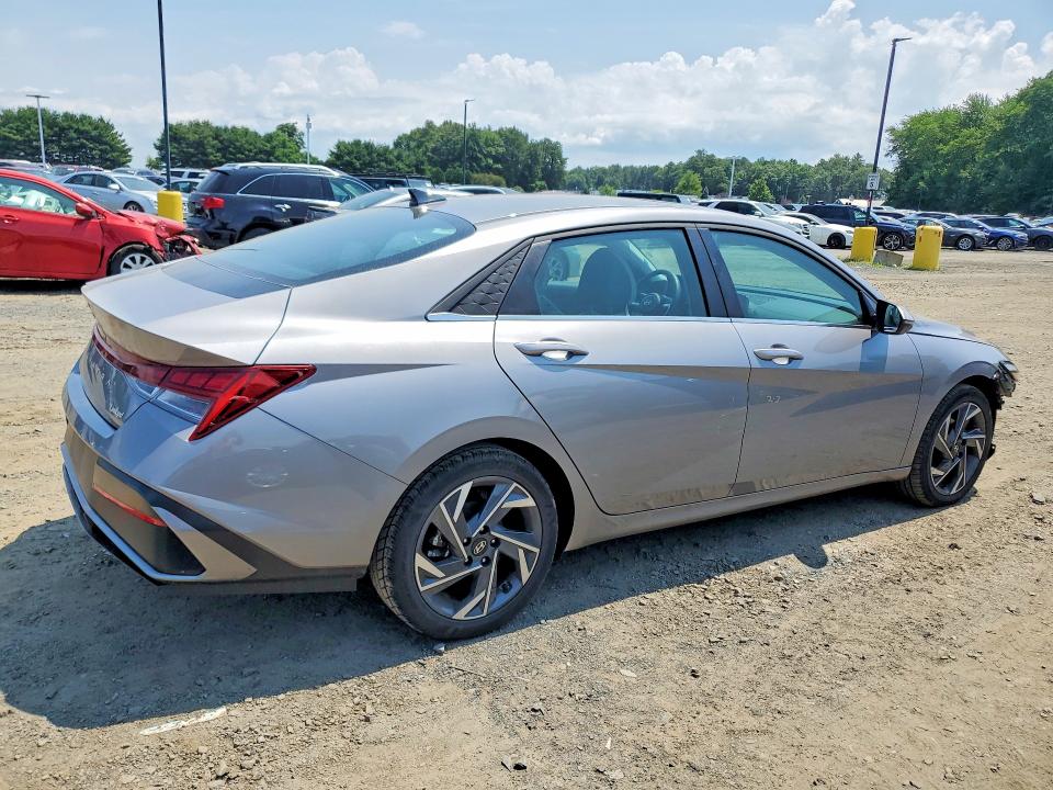 60698656 :رقم المزاد ، KMHLP4DG4SU027071 vin ، 2025 Hyundai Elantra مزاد بيع
