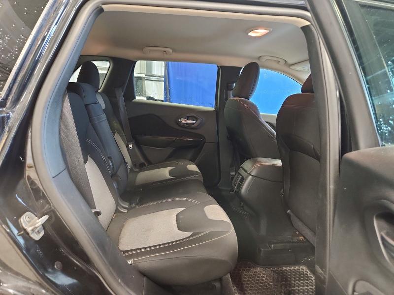 62757736 :رقم المزاد ، 1C4PJMCB1EW120555 vin ، 2014 Jeep Cherokee مزاد بيع