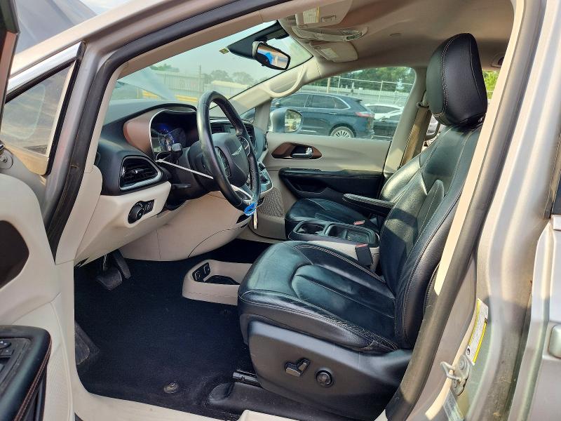 Продаж на аукціоні авто 2017 Chrysler Pacifica, vin: 2C4RC1BG3HR747494, номер лоту: 58113646